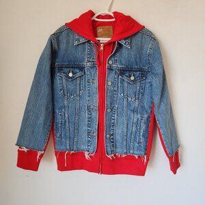 NWoT Levi's "Not For Resale" Premium Ex-Boyfriend Hybrid Hood Trucker Jacket